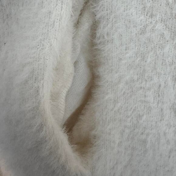 Banana republic fuzzy cardigan - Picture 5 of 7